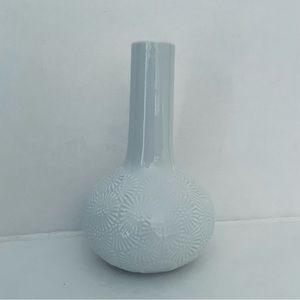 Thomas Germany Herta Bengtsson White Porcelain Daisy Flower Embossed Bud Vase